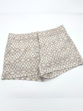New York & Company Patterned Shorts White-Tan Womens Size 6